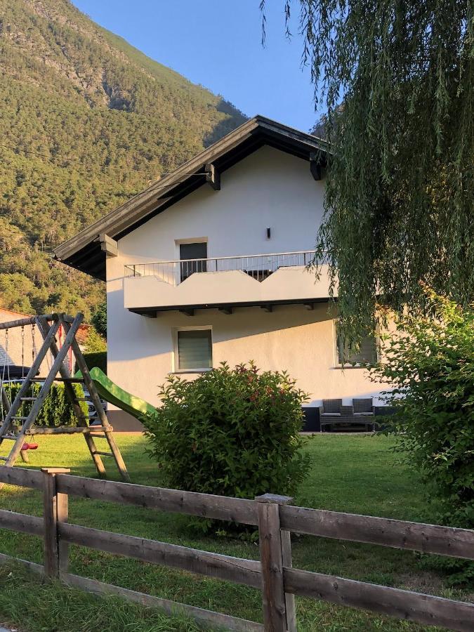 Ferienwohnung Apart Alp Line Mils bei Imst Exterior foto